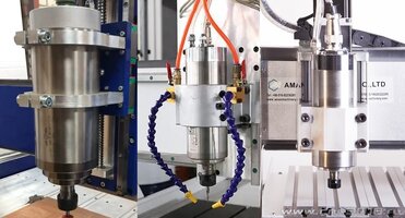 cnc04.jpg cnc04.jpg